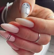 Профессиональный мастер маникюра/педикюра