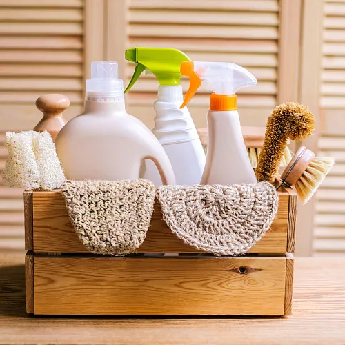 Valentine, Cleaning
