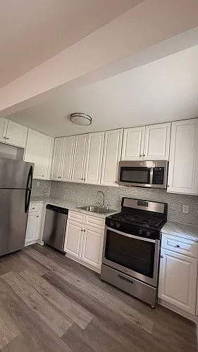 73-22 192nd St, # 1, Fresh Meadows, NY 11366