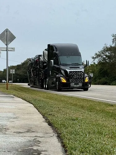 Водитель категории CDL на 8 car hauler