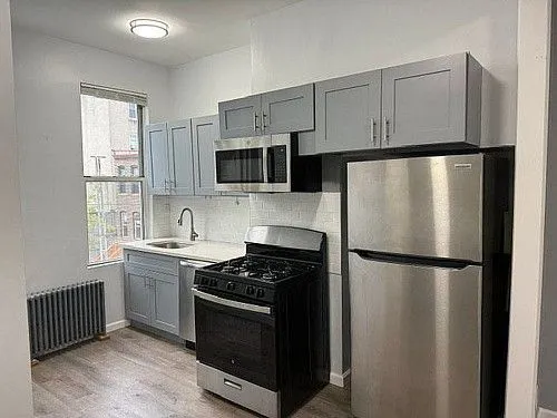 857 Woodward Ave, APT 2R, Ridgewood, NY 11385