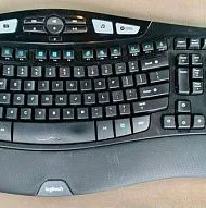 Беспроводная и Bluetooth эргономичная клавиатура Logitech K350 для ПК и компьютера.