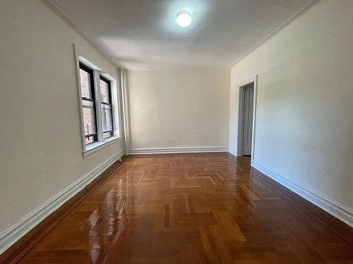 83-15 118th St, # 6I, Kew Gardens, NY 11415