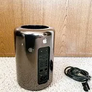 Apple Mac Pro (конец 2013 г.) — 8-ядерный, 64 ГБ ОЗУ, 1 ТБ SSD.