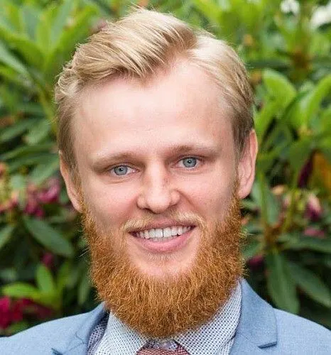 Vladislav Geshka Real Estate Broker
