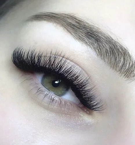 Marina, Eyelash extensions