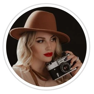 Виктория, Фотограф