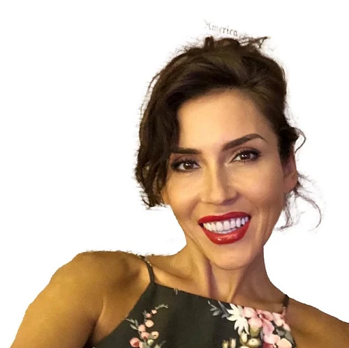 Anzhelika Lebedeva, Realtor
