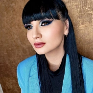 Make Up Liana