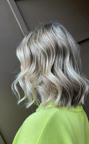 Inna, Hairstylist
