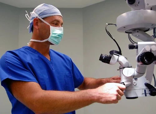 J. L. Calesnick M.D