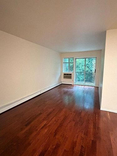7630 Grand Central Pkwy, APT 2, Forest Hills, NY 11375