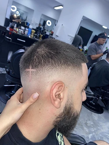 Meri | Barber