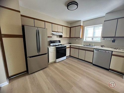 2870 Wilkinson Ave Floor 3, Bronx, NY 10461
