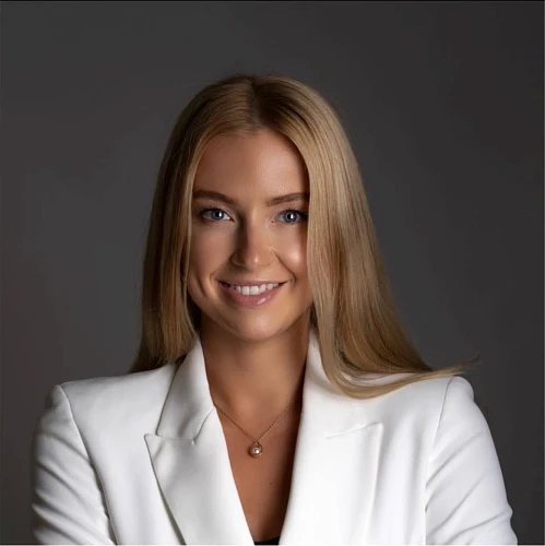 Sofiia Zebeliuk, Realtor