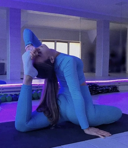 Olga, Fitness/Stretching Coach