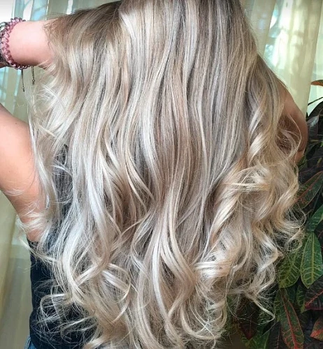 Dasha Lakoza, Hair Coloring & Care