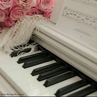 Katerina, Piano and Vocal Tutor