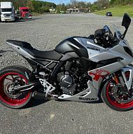 Мотоцикл Suzuki GSX-8R Sportbike 2024 года выпуска, пробег 1600 миль. Возможно оформление кредита.