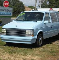 * Plymouth Voyager 1989 года выпуска * Всего 39 000 миль *