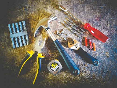 Yuriy, Handyman Services