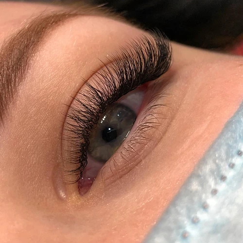 Elzata, Eyelash extension