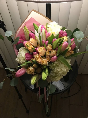 FlowerKiss, Bouquets of Flowers
