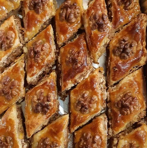Anna, Homebakery