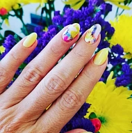 Maria, Manicure