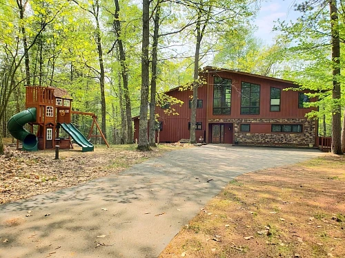 Сдаётся 6 спальный дом. Хайкинг, древесная сауна. B Family At The LAKE Properties