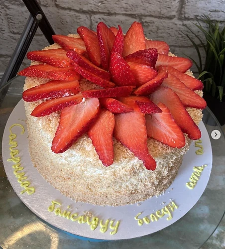 Meeri Cake
