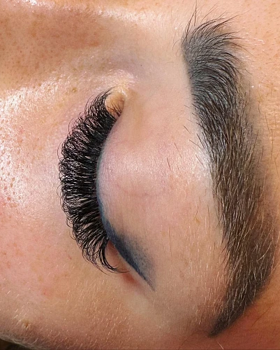 Diana, Eyelashes Extension