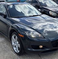 Mazda RX-8 Coupe 2004 года выпуска, пробег 82 000 миль, 6-ступенчатая механическая коробка передач, 1.3-литровый роторный двигатель.