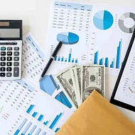 Daniel Akopyan, Accountant