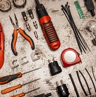 Alex, Handyman