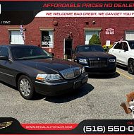 80 долларов в месяц - Lincoln Town Car Sdn Signature Limited 2005 года выпуска