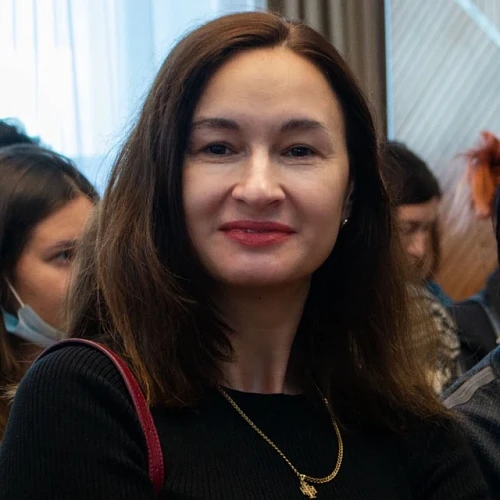 Марина Максимова