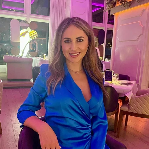 Oxana Cacicovschi, Realtor