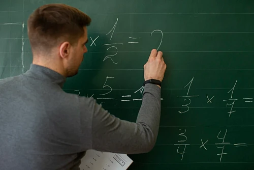 Даниил, Репетитор по Математике