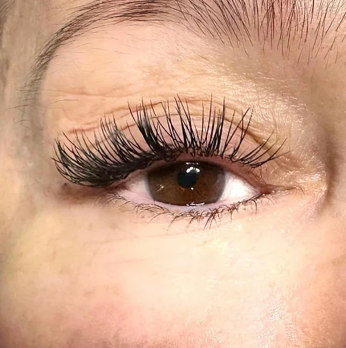 Deri Lashes