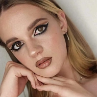 Anastasia Herashchenko, Make Up Artist and Eyebrow