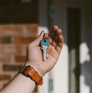 Shyhrat, Locksmith