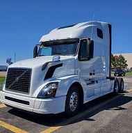 Нанимаем водителей с правами категории CDL-A. Оплата 0,75 доллара за милю, бонус 2000 долларов, гибкий график работы (форма 1099), принимаем оплату через SAP.