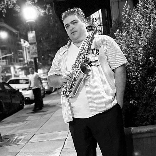 Arno Stepanyan - Saxophonist