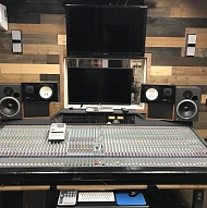 Beach Avenue Studio