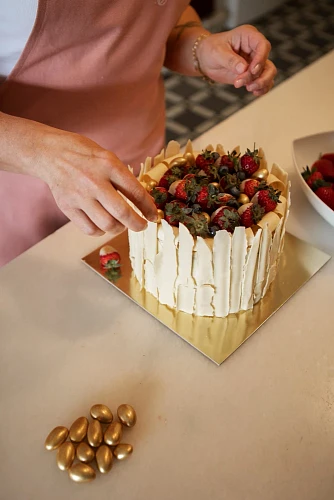 Natali, Cakes To Order