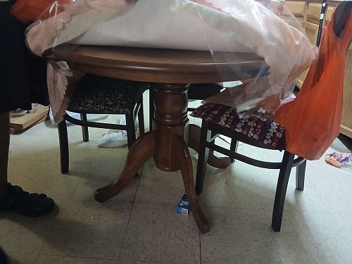 Table round круглый стол как новый $100