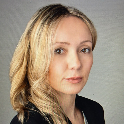 Лицензированный адвокат Yana Knutson
