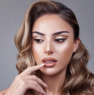 Lalu - Makeup Artist