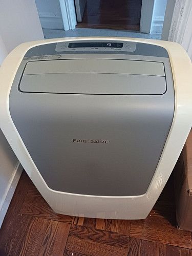 Портативный кондиционер Frigidaire 9,000 BTU — Отличное состояние